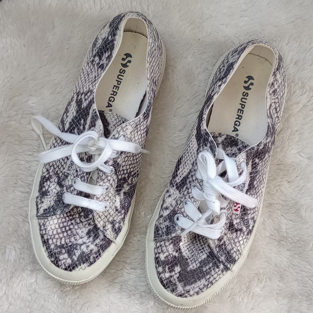 Superga Low Top Sneakers, Faux Snakeskin Print, Unisex Size 38 US W 7.5, USA M 6